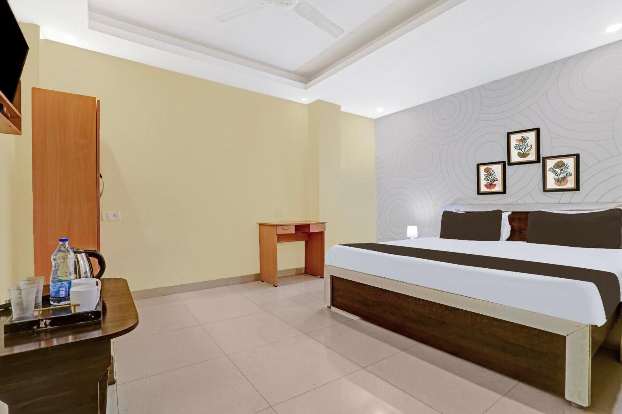 Khagaul Super Hotel O Phulwarisharif Near Aiims מראה חיצוני תמונה