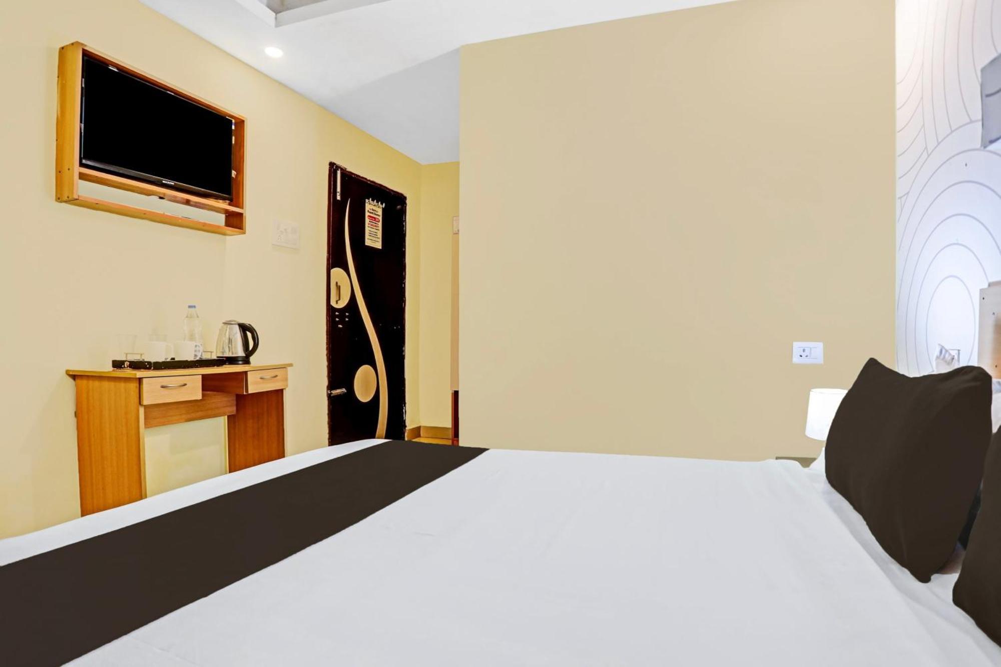Khagaul Super Hotel O Phulwarisharif Near Aiims מראה חיצוני תמונה