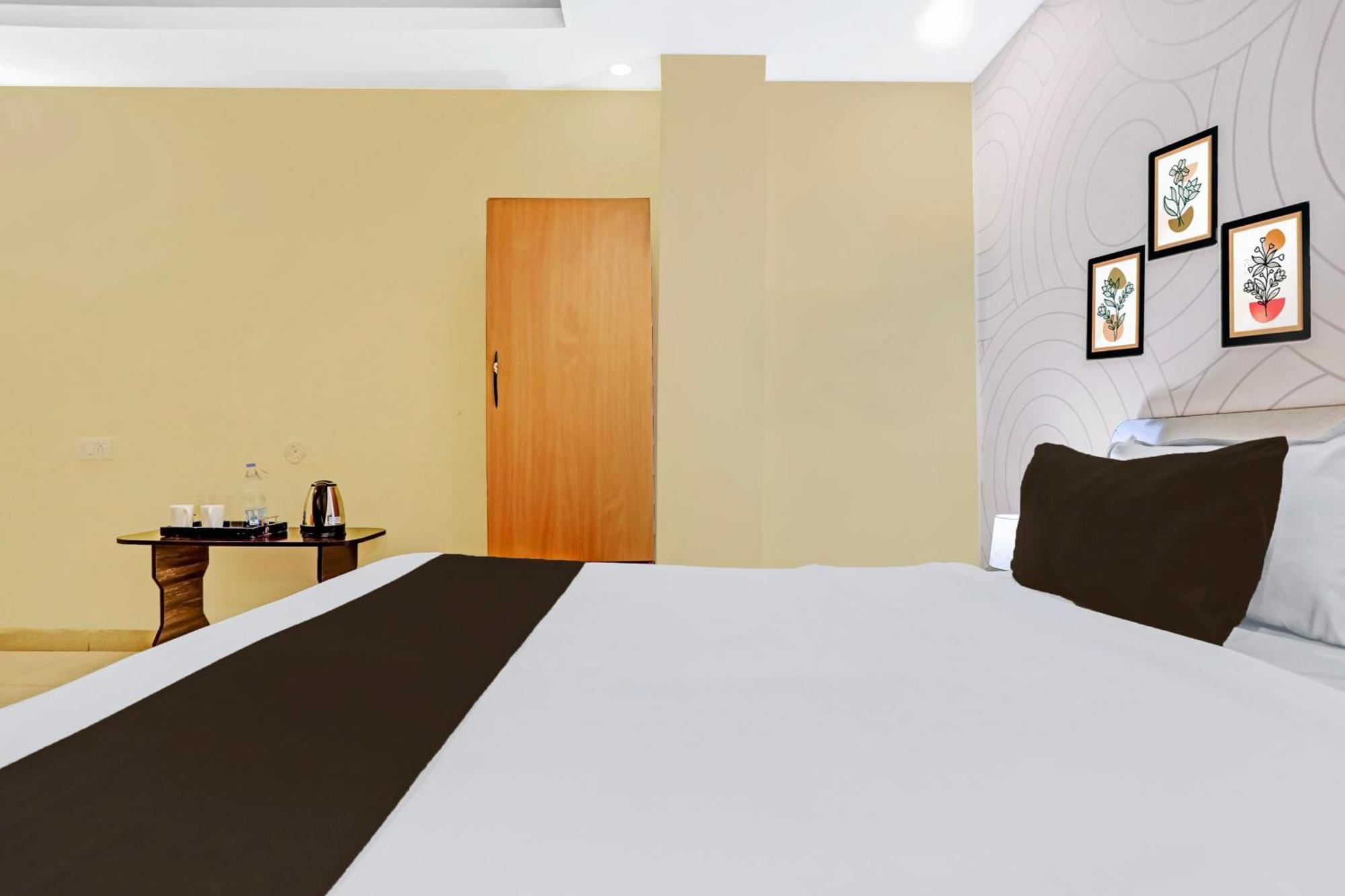 Khagaul Super Hotel O Phulwarisharif Near Aiims מראה חיצוני תמונה